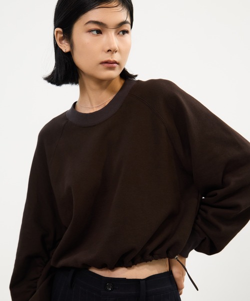 STUDIOUS（ステュディオス）の「【STUDIOUS/ステュディオス】DRAWSTRING GATHER SLEEVE SWEAT SHIRT/ドローストリングギャザースリーブスウェットシャツ（スウェット・レディース・ダークブラウン/ダークグレー・FREE）」の18枚目の写真