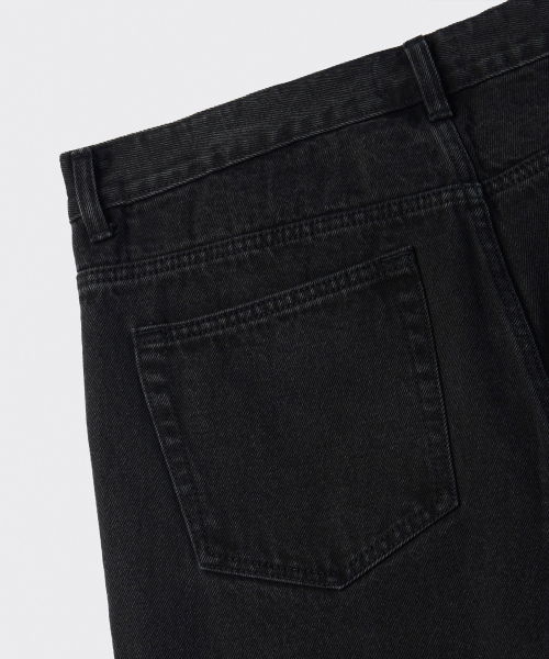 MUSINSA STANDARD（ムシンサスタンダード）の「ストレートデニムパンツ[ウォッシュドブラック]（デニムパンツ・メンズ・その他・31/33/26/27/28/29/38/42/36/34/32/30/40）」の19枚目の写真