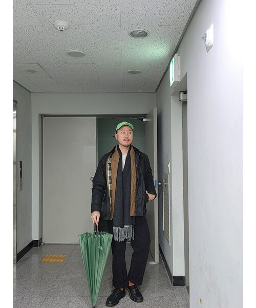 MUSINSA STANDARD（ムシンサスタンダード）の「ストレートデニムパンツ[ウォッシュドブラック]（デニムパンツ・メンズ・その他・31/33/26/27/28/29/38/42/36/34/32/30/40）」の17枚目の写真