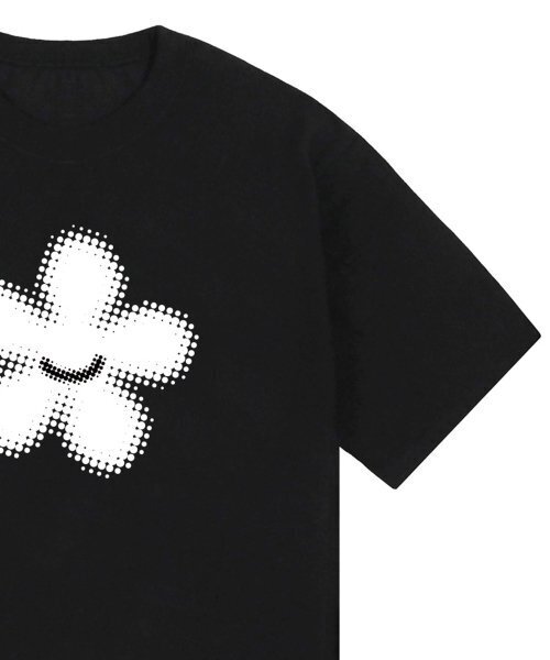 GRAVER（グレーバー）の「[ユニセックス]シルエットフラワースマイル半袖Tシャツ_ブラック（Tシャツ/カットソー・レディース・ブラック・SMALL/MEDIUM/LARGE）」の5枚目の写真
