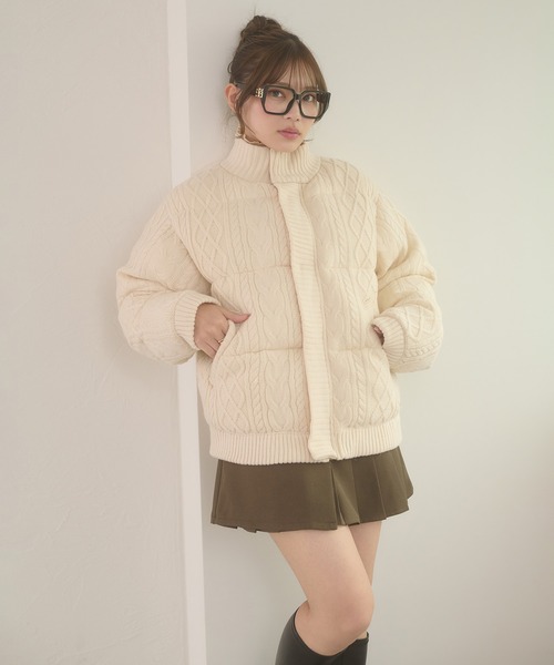 Ambre Neige（アンブルネージュ）の「volume knit padded jacket / ボリュームニットナカワタジャケット（ブルゾン・レディース・アイボリー/ダークブラウン/チャコールグレー・FREE）」の8枚目の写真