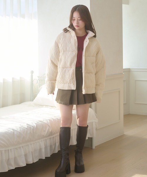 Ambre Neige（アンブルネージュ）の「volume knit padded jacket / ボリュームニットナカワタジャケット（ブルゾン・レディース・アイボリー/ダークブラウン/チャコールグレー・FREE）」の17枚目の写真