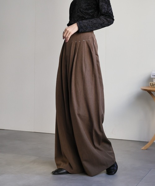 sakishimatokyo（サキシマトーキョー）の「ダブルウエストタックワイドパンツ（その他パンツ・レディース・ブラック/ブラウン/チャコール・S/M）」の6枚目の写真