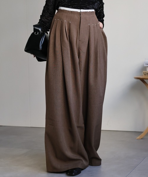 sakishimatokyo（サキシマトーキョー）の「ダブルウエストタックワイドパンツ（その他パンツ・レディース・ブラック/ブラウン/チャコール・S/M）」の9枚目の写真