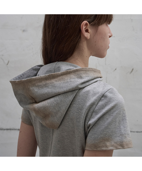 LCDC TM(エルシーディーシーティーエム)の「HOODED TWISTED DRESS (MELANGE GREY)(ワンピース・レディース・ライトグレー・SMALL/MEDIUM)」の8枚目の写真