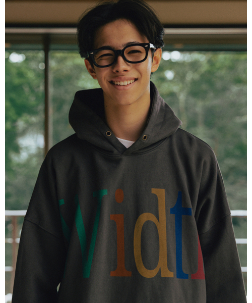 ANGLAN(アングラン)の「Width Print Hoodie - Charcoal(パーカー・メンズ・その他・FREE)」の6枚目の写真