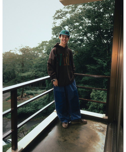 ANGLAN(アングラン)の「Width Print Hoodie - Charcoal(パーカー・メンズ・その他・FREE)」の9枚目の写真