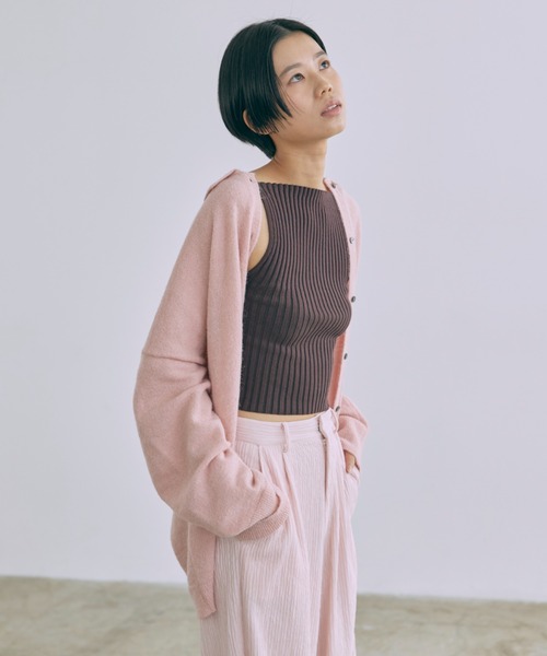 EN NEUME(エンノイム)の「Loose Polo Cardigan(カーディガン/ボレロ・レディース・ブルー/アイボリー/ピンク・FREE)」の10枚目の写真
