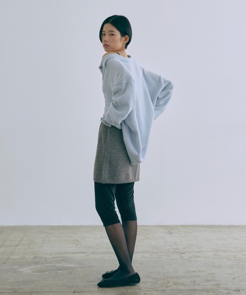 EN NEUME(エンノイム)の「Loose Polo Cardigan(カーディガン/ボレロ・レディース・ブルー/アイボリー/ピンク・FREE)」の20枚目の写真