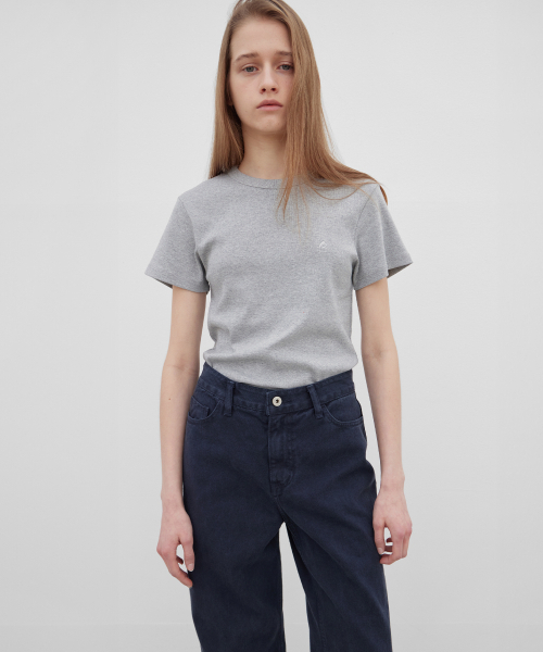 LEVAR(レバー)の「De Base Cotton T-shirt - Melange Grey(Tシャツ/カットソー・レディース・ライトグレー・FREE)」の3枚目の写真