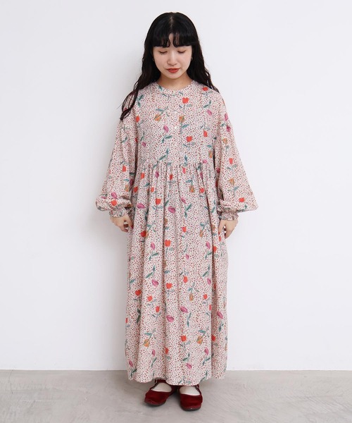 l'atelier du savon(アトリエドサボン)の「ちぎり絵のチューリッププリント ギャザーワンピース(ワンピース・レディース・レッド/グリーン・FREE)」の22枚目の写真