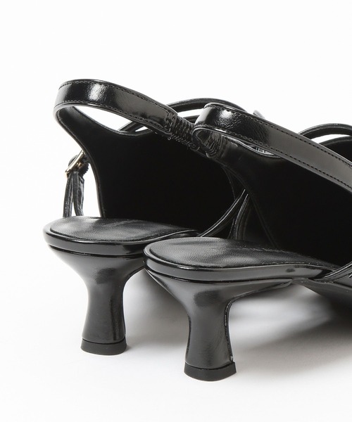 mysty woman（ミスティウーマン）の「バックストラップミュール 639499（サンダル・レディース・オフホワイト/ブラック・MEDIUM/LARGE）」の9枚目の写真