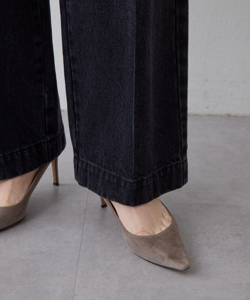 Whim Gazette(ウィムガゼット)の「センタープレスブラックデニムパンツ(デニムパンツ・レディース・ブラック・36/38)」の18枚目の写真