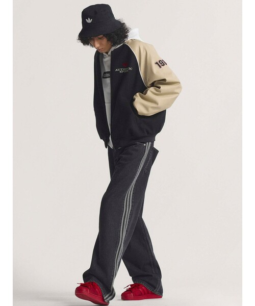 adidas（アディダス）の「【ADIDAS ORIGINALS / アディダスオリジナルス】 ADICOLOR DENIM FIREBIRD PANTS / デニム ファイヤーバードパンツ（デニムパンツ・メンズ・ブラック/インディゴブルー・M/L/XL）」の4枚目の写真