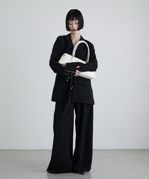 Lui's(ルイス)の「レースアップデザインワイドパンツ(スラックス・レディース・ブラック/グレー・36/38)」の10枚目の写真