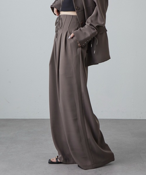 Lui's(ルイス)の「レースアップデザインワイドパンツ(スラックス・レディース・ブラック/グレー・36/38)」の22枚目の写真