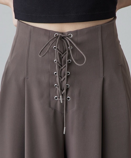 Lui's(ルイス)の「レースアップデザインワイドパンツ(スラックス・レディース・ブラック/グレー・36/38)」の13枚目の写真