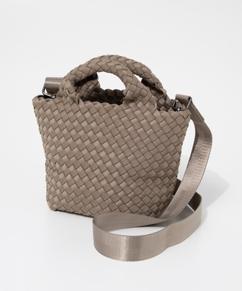 NAGHEDI(ナゲディ)の「NAGHEDI St Barths Petit Tote ナケディ メッシュ 2WAY トートバッグ(トートバッグ・レディース・ベージュ/ダークグレー/ホワイト/グリーン/ブラック/クリーム・FREE)」の4枚目の写真