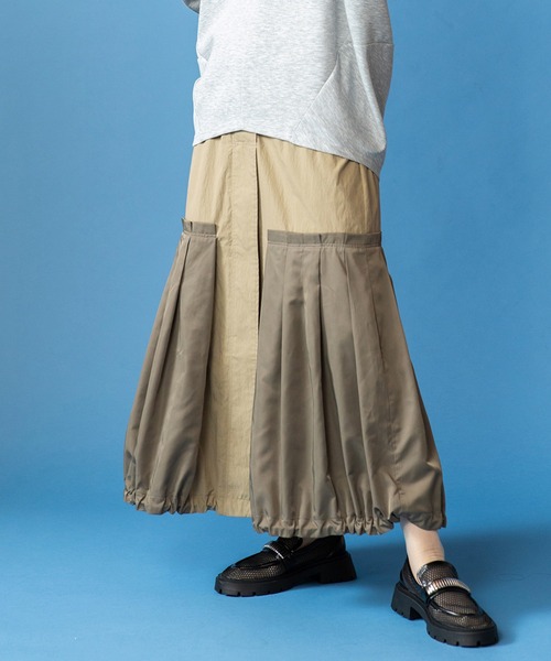 OSMOSIS（オズモーシス）の「タックバルーンスカート（スカート・レディース・ブラック/カーキ/ベージュ・ONE SIZE）」の2枚目の写真