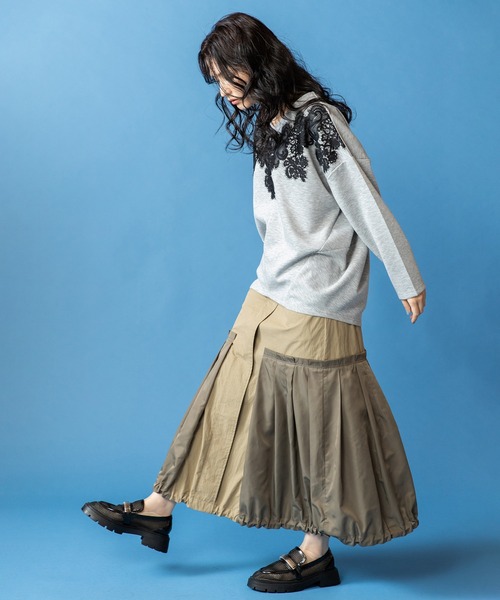 OSMOSIS（オズモーシス）の「タックバルーンスカート（スカート・レディース・ブラック/カーキ/ベージュ・ONE SIZE）」の4枚目の写真