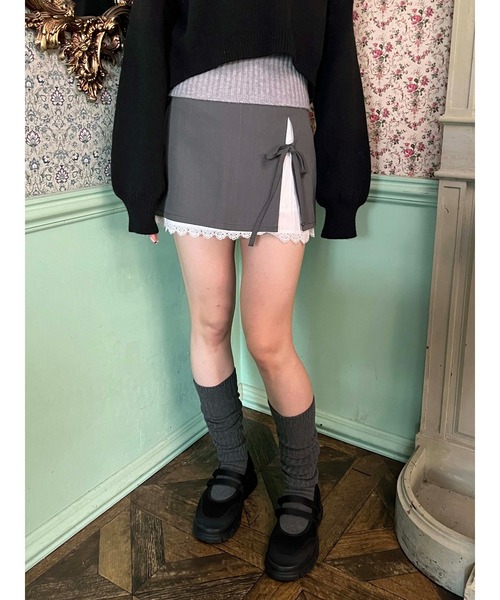 WEGO(ウィゴー)の「レースレイヤードリボンミニスカート(スカート・レディース・グレー/ブラック・FREE)」の9枚目の写真