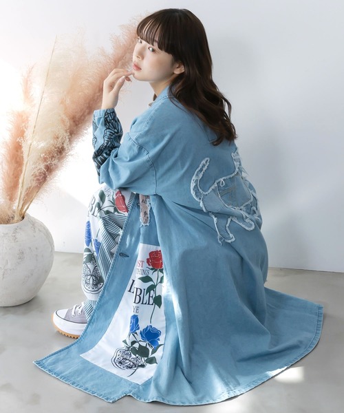 ScoLar(スカラー)の「161608:アップリケ×刺繍デニムorツイルロングコート(テーラードジャケット・レディース・ベージュ/ブルー・M)」の2枚目の写真