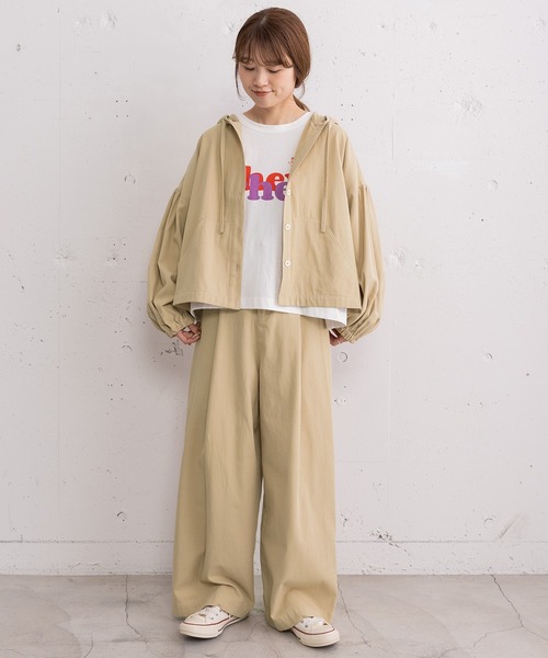 POU DOU DOU(プードゥドゥ)の「Phewおじさんプリントカットソー(Tシャツ/カットソー・レディース・グリーン/レッド/オフホワイト/グレー・3)」の7枚目の写真