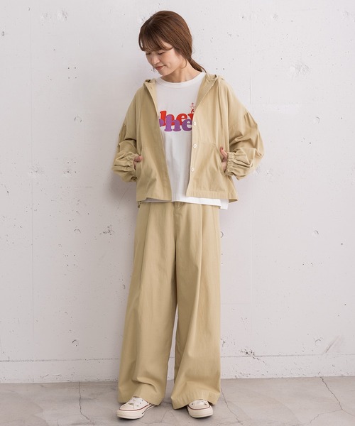 POU DOU DOU(プードゥドゥ)の「Phewおじさんプリントカットソー(Tシャツ/カットソー・レディース・グリーン/レッド/オフホワイト/グレー・3)」の8枚目の写真