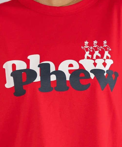 POU DOU DOU(プードゥドゥ)の「Phewおじさんプリントカットソー(Tシャツ/カットソー・レディース・グリーン/レッド/オフホワイト/グレー・3)」の10枚目の写真