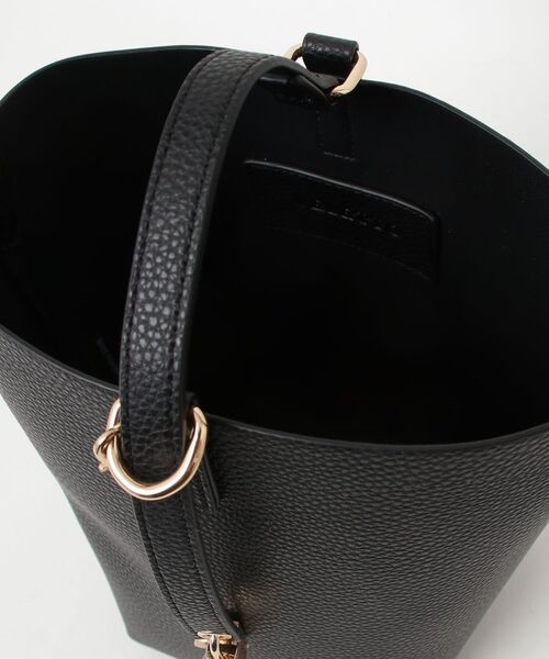 VELETTO（ベレット）の「[VELETTO/ベレット] バケツ型 エコレザートートバッグ（トートバッグ・レディース・ブラウン/ブラック・F）」の11枚目の写真