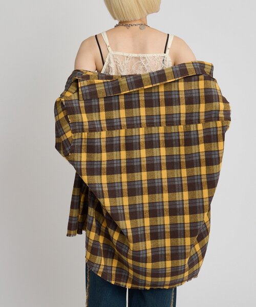 w closet（ダブルクローゼット）の「イレヘムレースキャミ（シャツ/ブラウス・レディース・ブラック/アイボリー・FREE）」の4枚目の写真