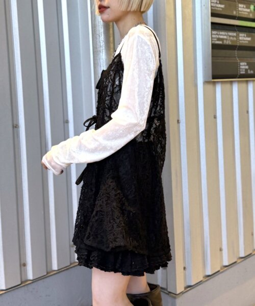 w closet（ダブルクローゼット）の「イレヘムレースキャミ（シャツ/ブラウス・レディース・ブラック/アイボリー・FREE）」の18枚目の写真