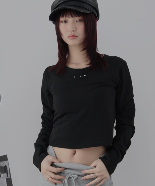 Ulysses(ユリシス)の「スタッズ長袖カットソー(Tシャツ/カットソー・レディース・ブラック/ホワイト・F)」の2枚目の写真
