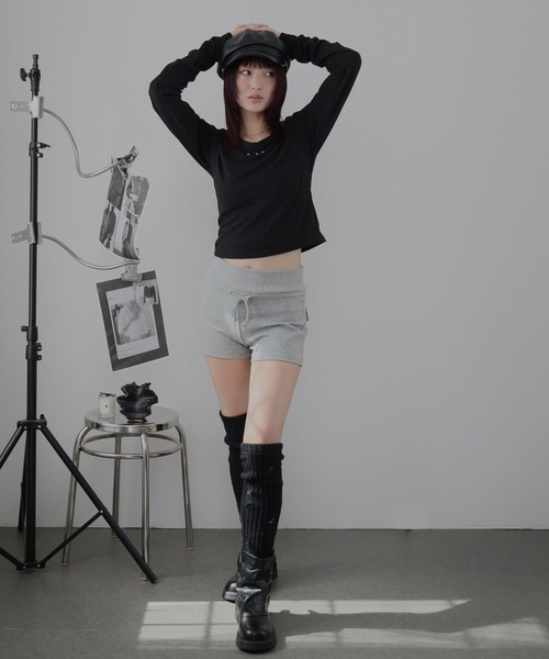 Ulysses(ユリシス)の「スタッズ長袖カットソー(Tシャツ/カットソー・レディース・ブラック/ホワイト・F)」の21枚目の写真