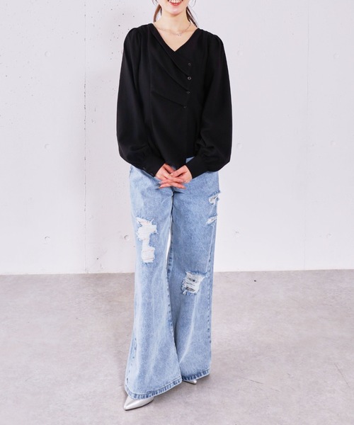 archives（アルシーヴ）の「ボタンタックペプラムＢＬ（シャツ/ブラウス・レディース・ブルー/アイボリー/ブラック・MEDIUM）」の14枚目の写真