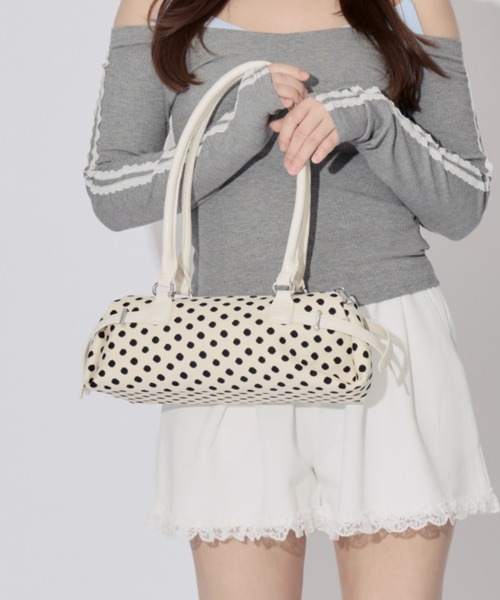 ALLuRing ChaRm(アリュリングチャーム)の「Square Dot Bag / スクエアドットバッグ(ハンドバッグ・レディース・ブラック/ホワイト・FREE)」の3枚目の写真