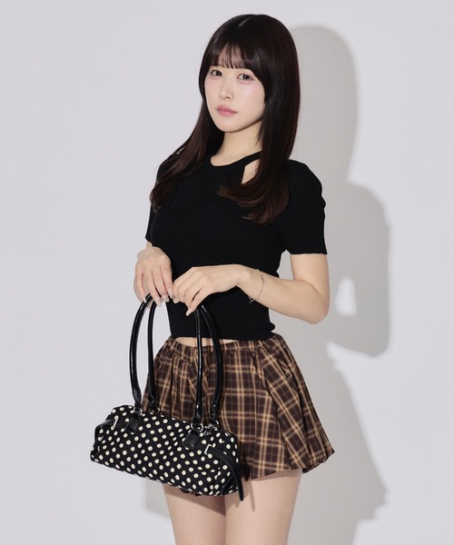 ALLuRing ChaRm(アリュリングチャーム)の「Square Dot Bag / スクエアドットバッグ(ハンドバッグ・レディース・ブラック/ホワイト・FREE)」の18枚目の写真