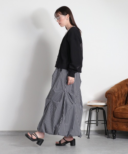 cepo（セポ）の「〈セットアップ対応可能〉バルーンシルエットストライプタックスカート（スカート・レディース・チャコール/サックスブルー・M）」の5枚目の写真