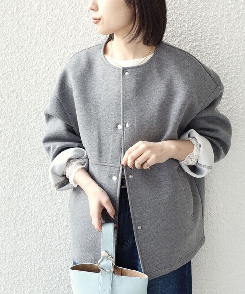 美品✨トゥービーシック現行　ダンボールラッフルスリーブ フリル　ノーカラーコート 美品✨トゥービーシック現行 ダンボールラッフルスリーブ フリル ノー