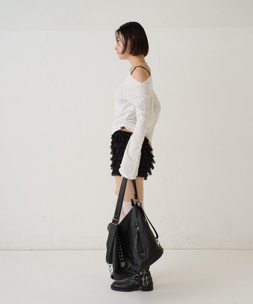 WHO'S WHO gallery（フーズフーギャラリー）の「スタッズオフショルL/Sトップス(ドット/ボーダー)（Tシャツ/カットソー・レディース・チャコールグレー/ブラック/ホワイト/ホワイト系その他・FREE）」の11枚目の写真