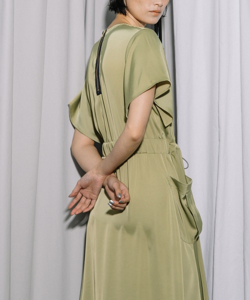 MARECHAL TERRE(マルシャルテル)の「裾プリーツワンピース(ワンピース・レディース・ネイビー/グリーン系その他/ブラック/アイボリー・MEDIUM)」の12枚目の写真