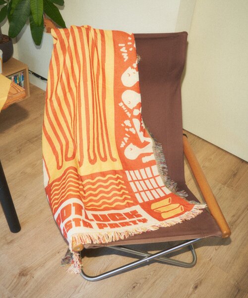 BIRTHDAY BAR（バースデイバー）の「【クリエイター「FLINT MASON」× BIRTHDAY BAR 初コラボ！】POTLUCK PASTA PARTYスローケット（ブランケット・レディース・オレンジ/グリーン・0）」の16枚目の写真