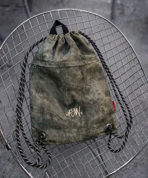 VISION STREET WEAR(ヴィジョンストリートウェア)の「【VISION STREET WEAR/ヴィジョンストリートウェア】スモーク加工ナップサック/ドローストリングバッグ(バックパック/リュック・メンズ・カーキ/ブラック・ONESIZE)」の11枚目の写真