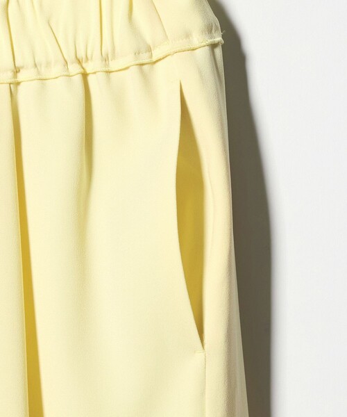 AEWEN MATOPH（イウエン マトフ）の「＜AEWEN MATOPH＞バックサテンイージーパンツ ‐ ウォッシャブル ‐（その他パンツ・レディース・ブラック/イエロー・36/38）」の21枚目の写真