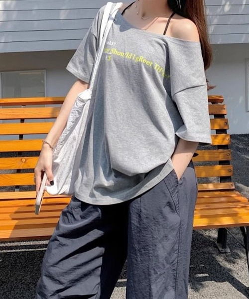 meJane（ミージェーン）の「オフショルライク ルーズシルエット ロゴＴシャツ（Tシャツ/カットソー・レディース・ネイビー/グレー/ホワイト・FREE）」の9枚目の写真