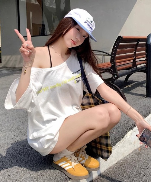 meJane（ミージェーン）の「オフショルライク ルーズシルエット ロゴＴシャツ（Tシャツ/カットソー・レディース・ネイビー/グレー/ホワイト・FREE）」の5枚目の写真