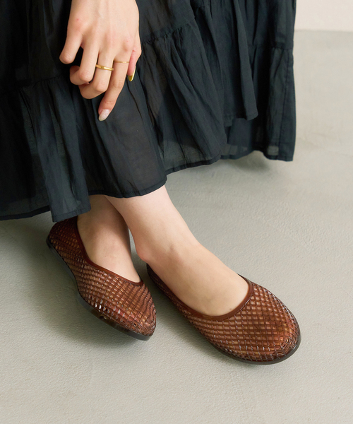 TEMPERATE（テンパレイト）の「TEMPERATE /テンパレイト HAMISH（レインシューズ・レディース・シルバー/ブラック系その他/ブラウン・41/40/39/38/37）」の2枚目の写真