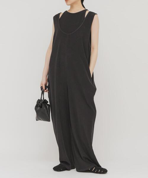 KBF（ケイビーエフ）の「タンクトップSETオールインワン（その他パンツ・レディース・ネイビー/ベージュ・36/38）」の2枚目の写真