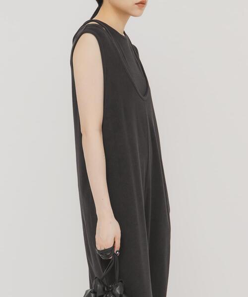 KBF（ケイビーエフ）の「タンクトップSETオールインワン（その他パンツ・レディース・ネイビー/ベージュ・36/38）」の15枚目の写真