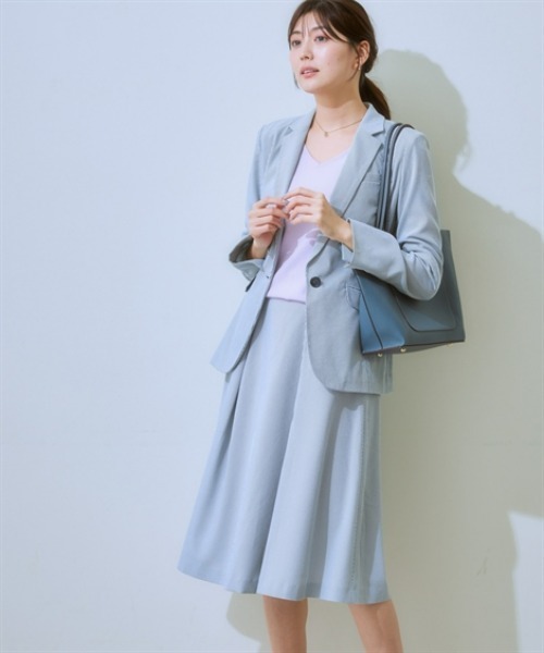 7days Life Styling(セブンデイズライフスタイリング)の「【吸汗速乾】ポケット付タックフレアスカート(ストレッチコードレーンシリーズ)(スーツスカート・レディース・ネイビー系/ネイビー×ホワイト・L/LL/3L/S/M/4L/5L/6L/8L)」の8枚目の写真